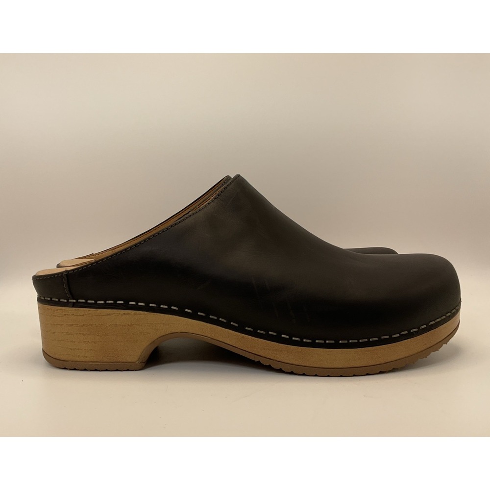 Dansko Brenda Black Mule Clog Size 39 8.5 Minimalist Lagenlook Comfort Slip On